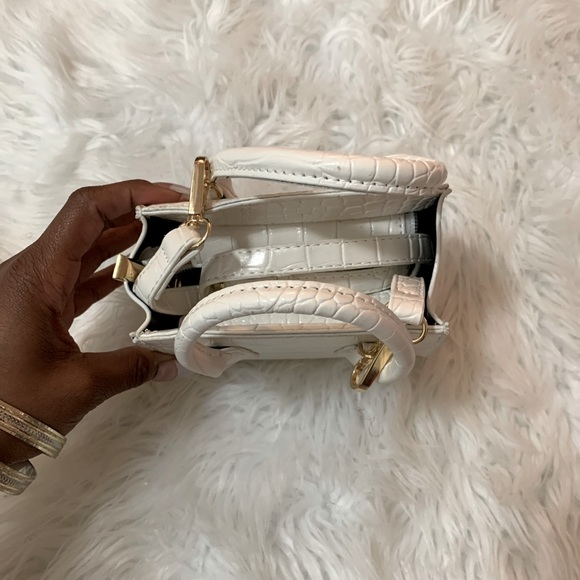 Croc mini ((crossbody)) handbag - Picture 3 of 6
